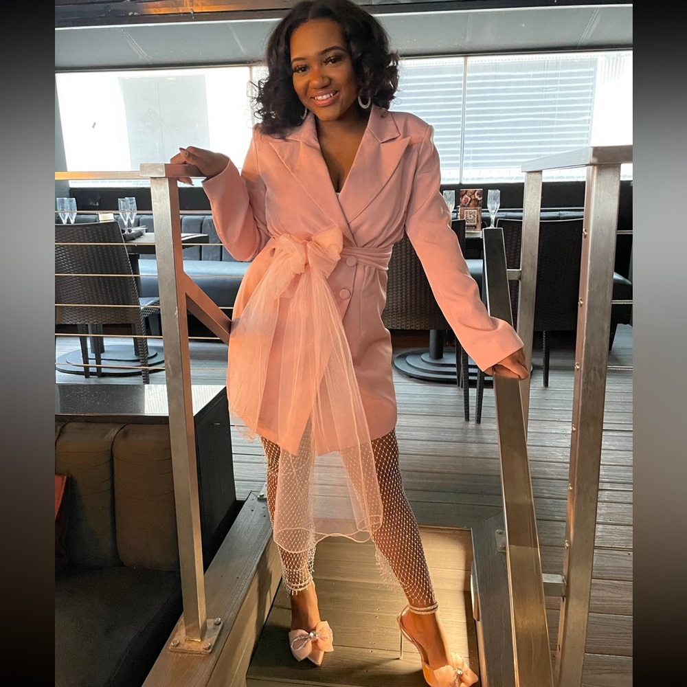 MISSGUIDED SOFT PINK BLAZER DRESS WITH TULLE BELT